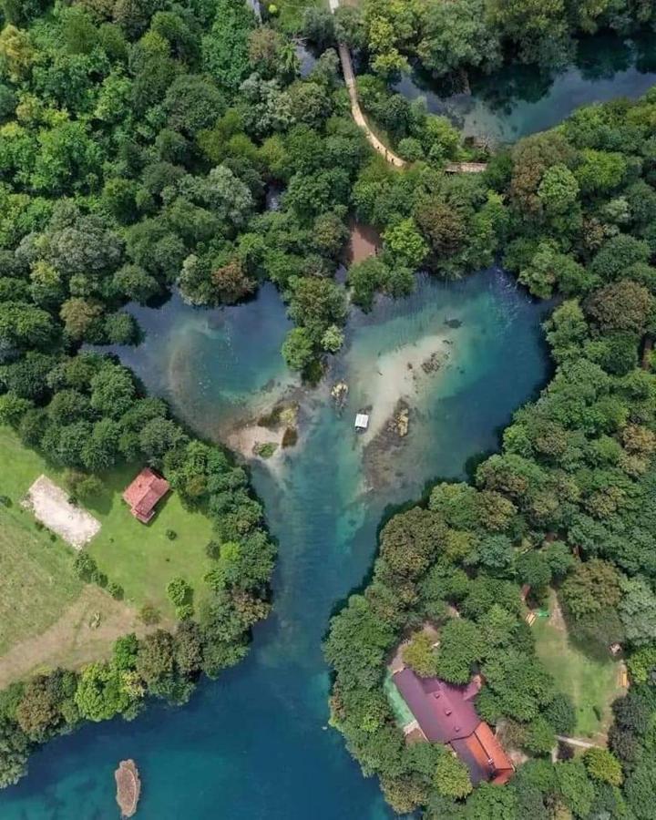 Villa Lana Bihać Exteriör bild